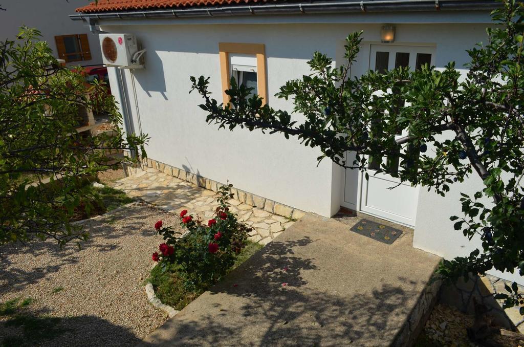 Apartments Krusvina Лун Екстериор снимка