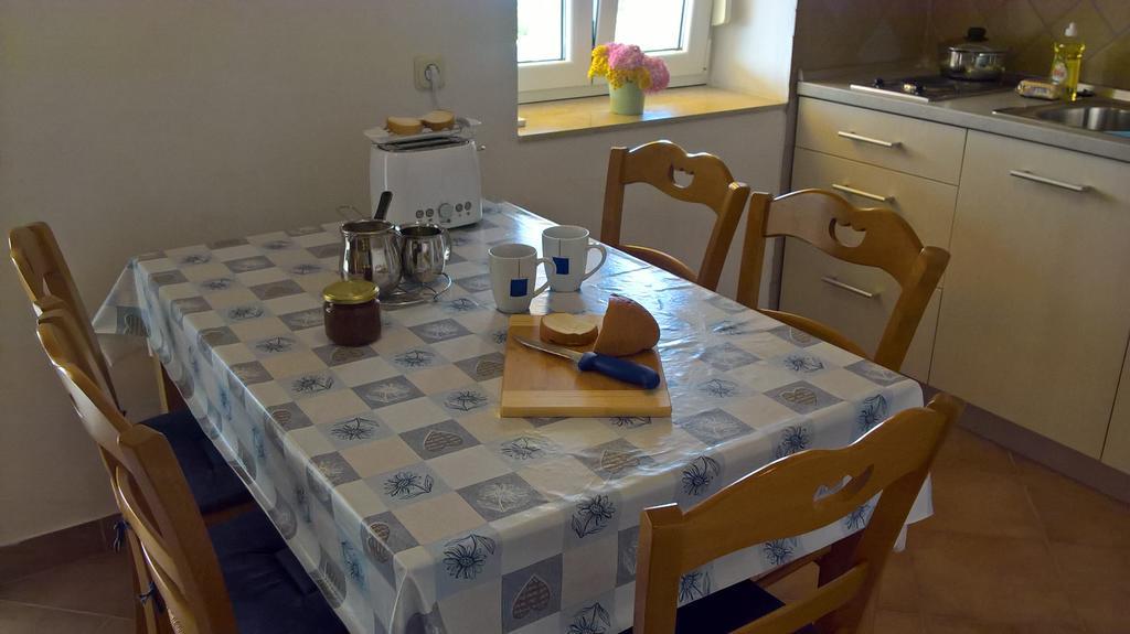 Apartments Krusvina Лун Екстериор снимка