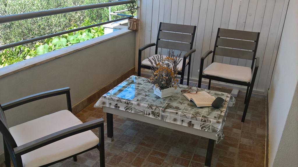 Apartments Krusvina Лун Екстериор снимка